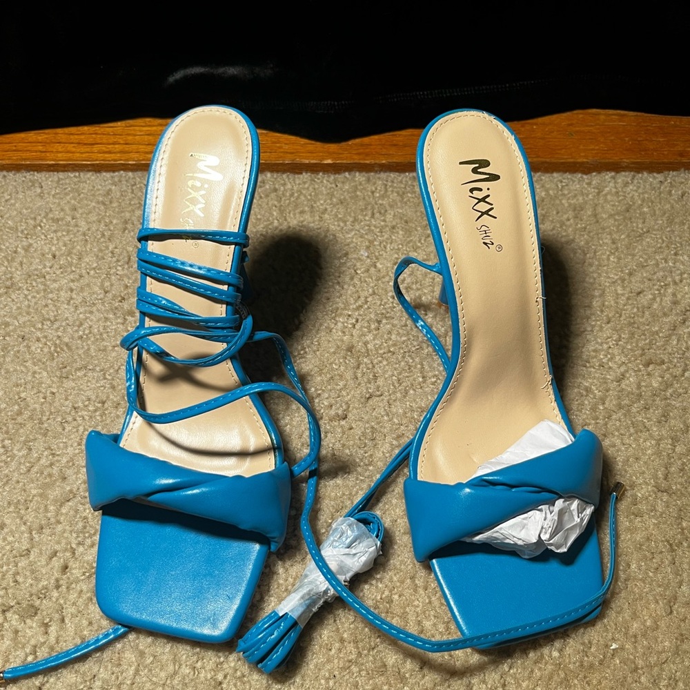 Elegant Blue Heels with Thin Straps and High Tapered Heel